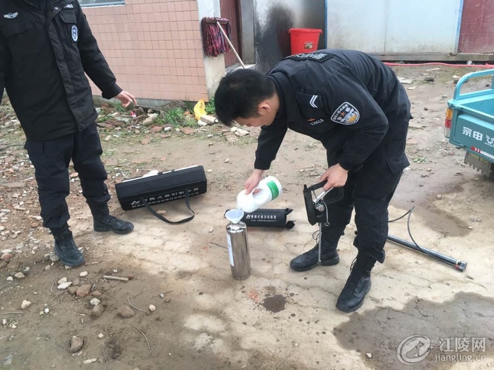 װ�����.jpg