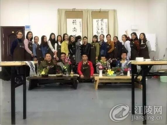 QQ��ͼ20170331104618.jpg