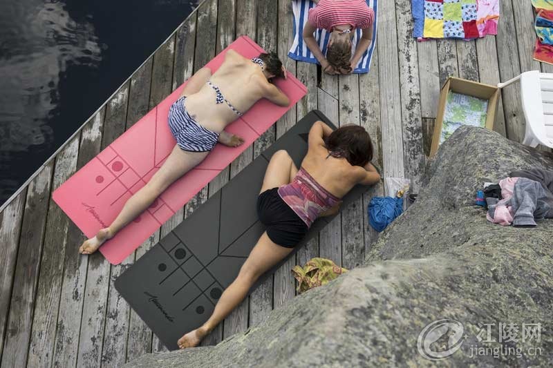 1.jpg