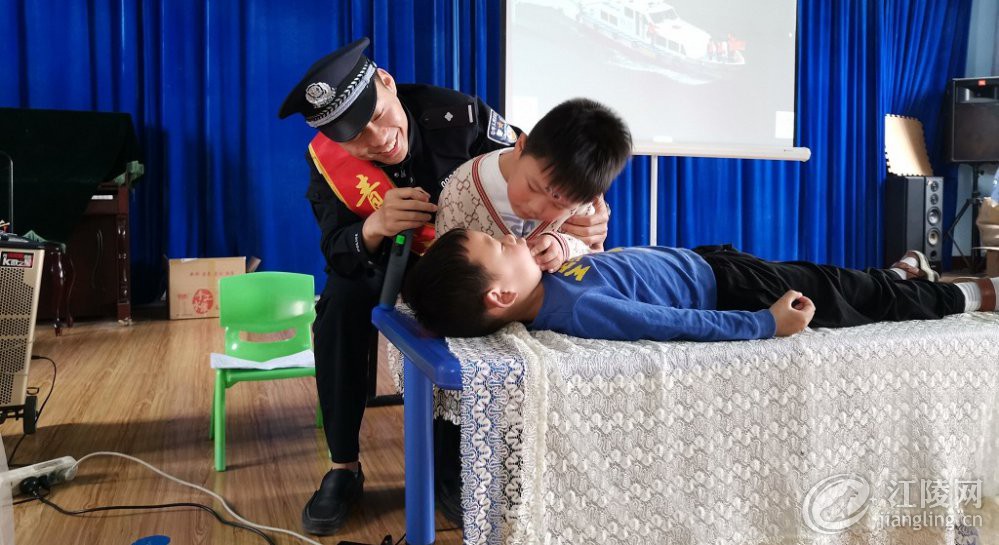 b.jpg