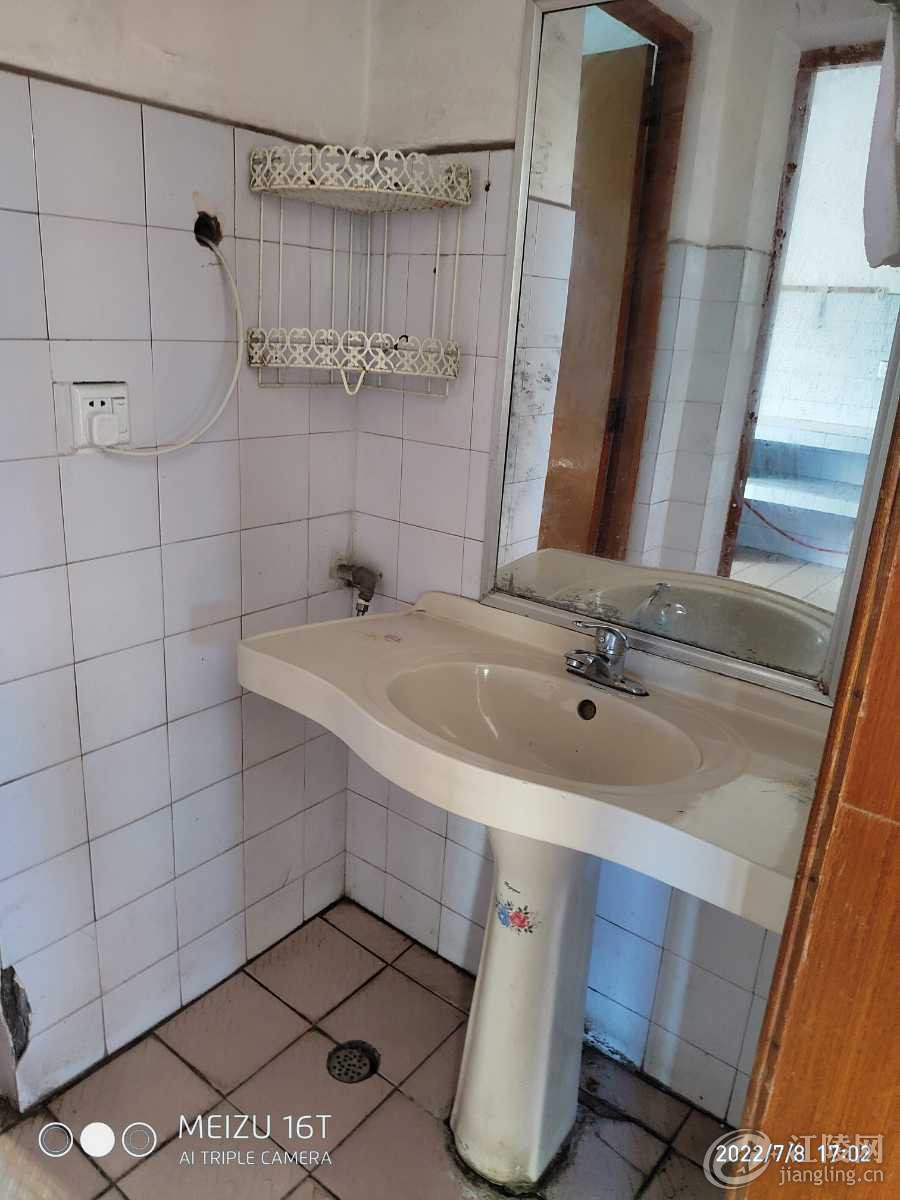 P20708-170205.jpg