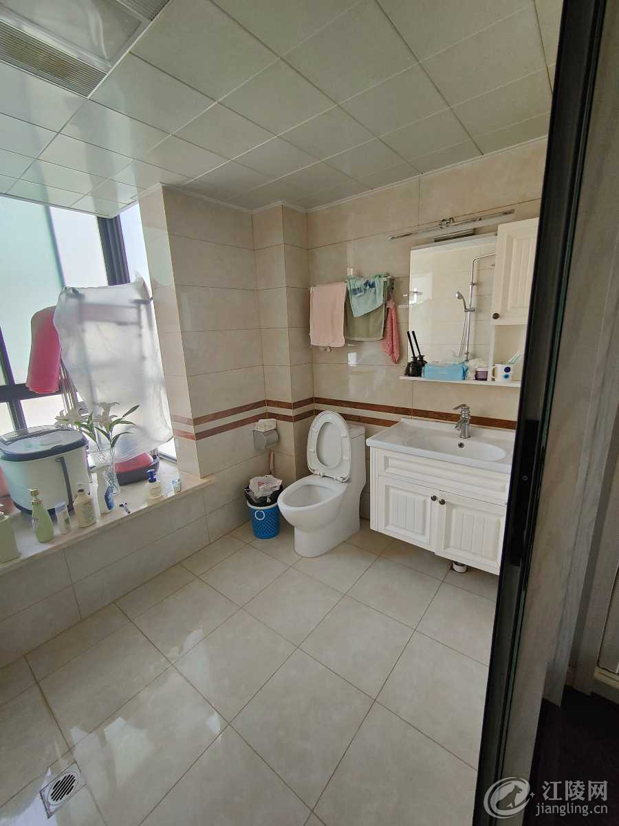 mmexport1675501038375.jpg