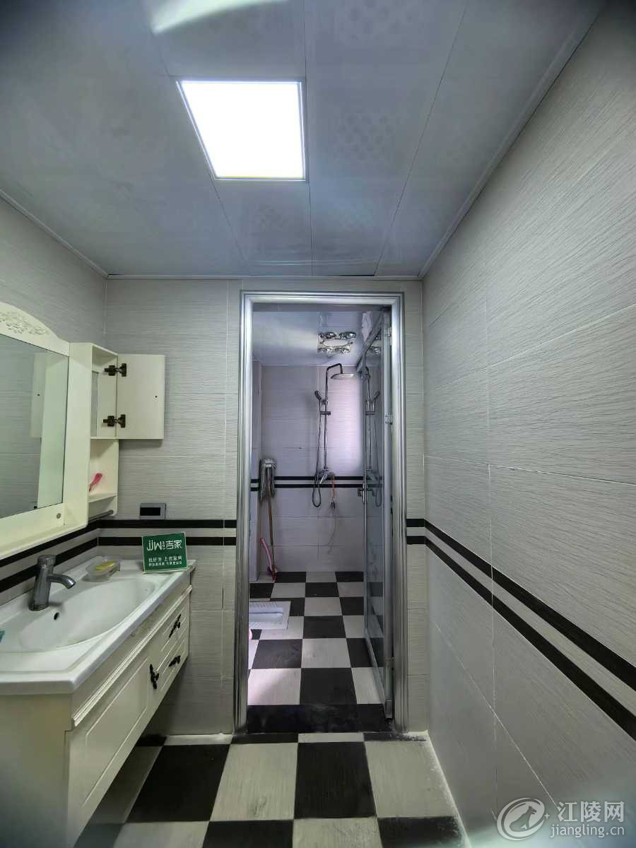 mmexport1727572143772.jpg