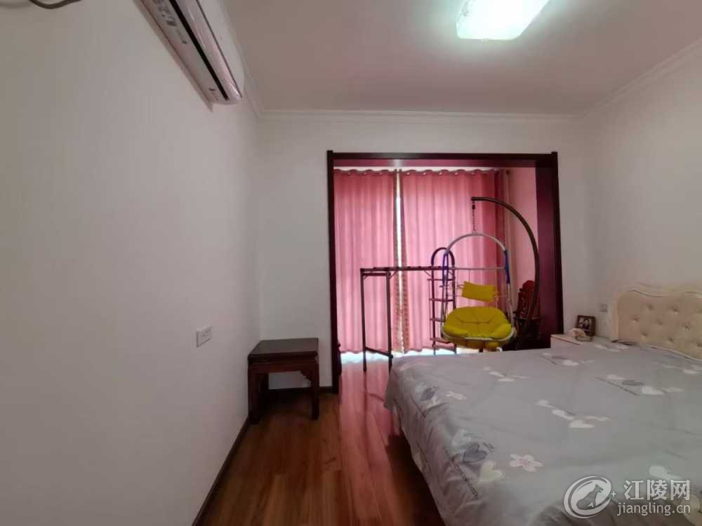 mmexport1759987896475.jpg